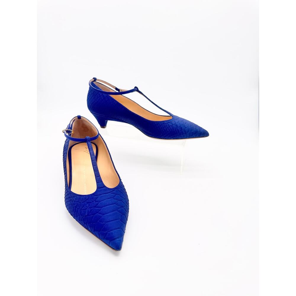 Giuseppe Zanotti Olivia Cerulean Blue T-Strap Pumps Snakeskin Size EU 38